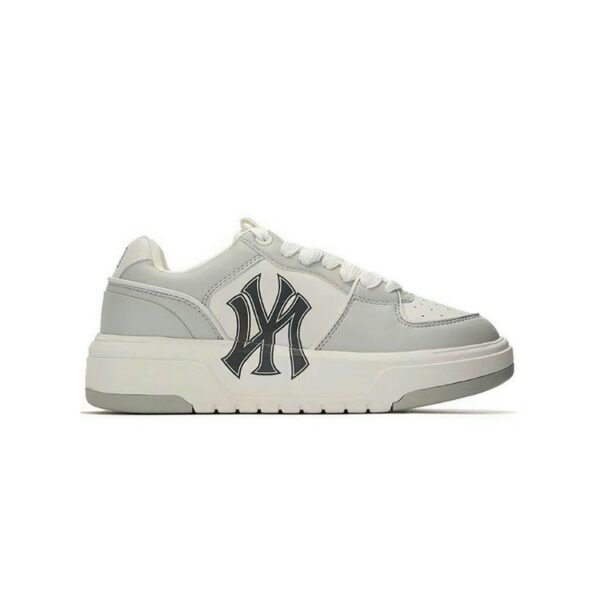 giay mlb chunky liner low new york yankees white grey like auth