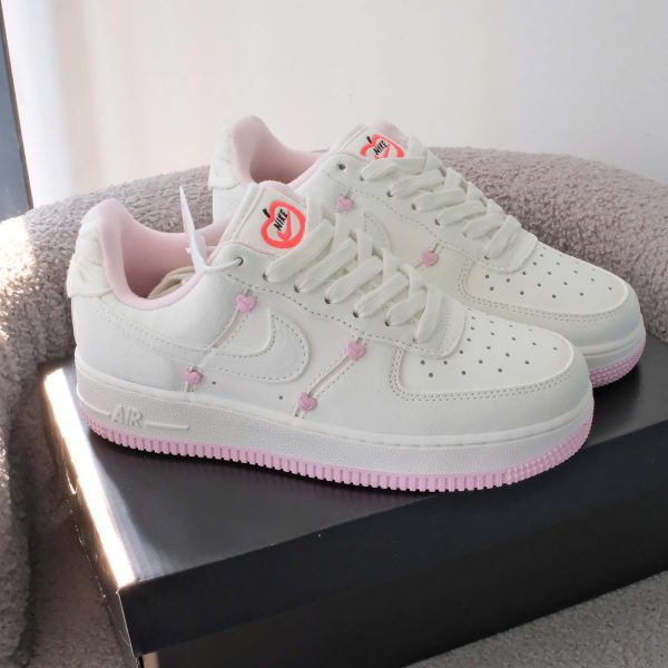 giay nike air force 1 07 lx wmns valentines day hv5992 111 15