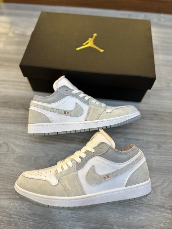 giay nike air Jordan 1 low inside out 2 scaled