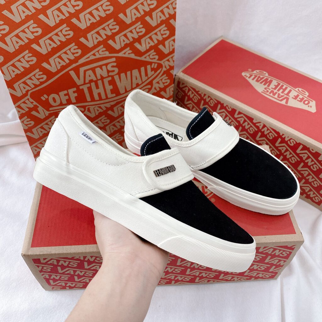vans x Fear of god black and white like auth 3