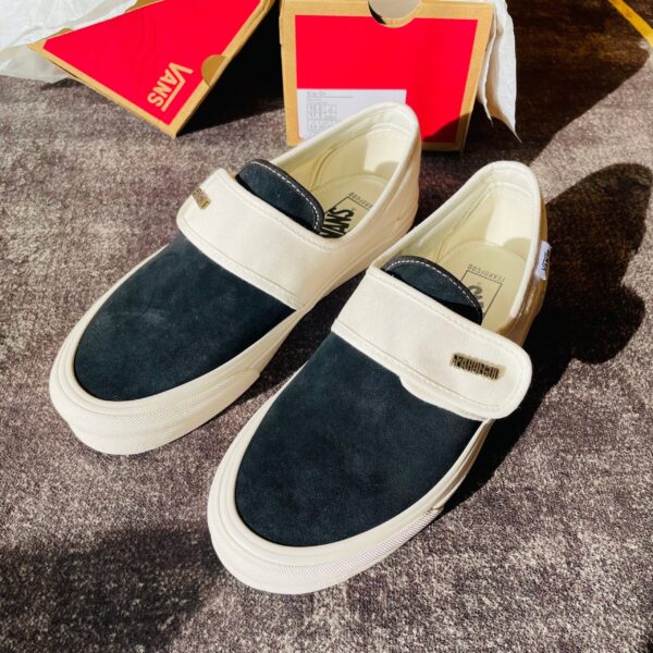 vans x Fear of god mau den trang like auth 3 scaled