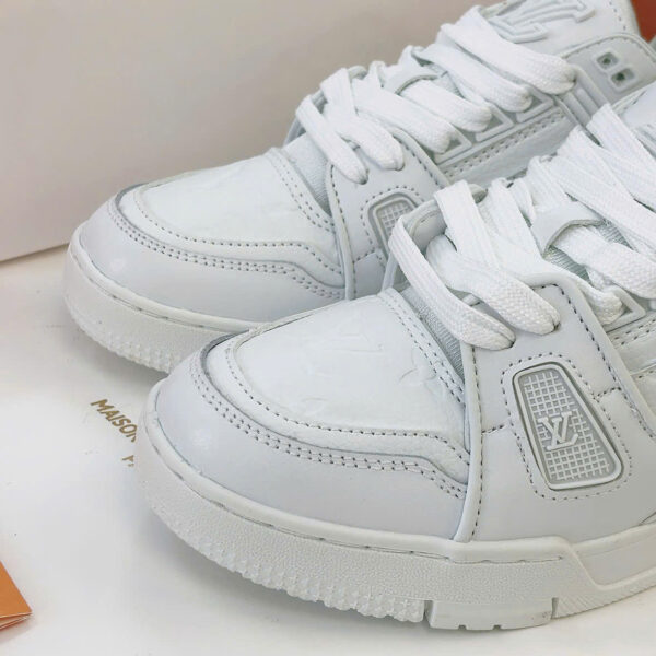 giay the thao louis vuitton trainer sneaker all white 2