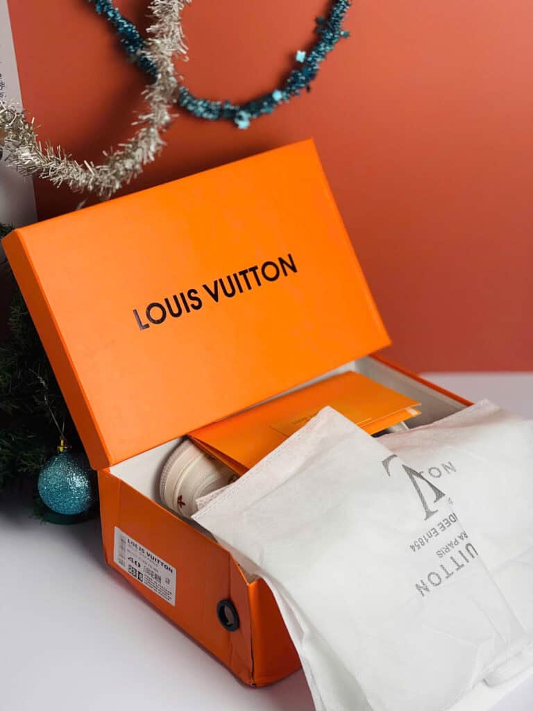 Louis Vuitton LV Trainer Floral Motif White Denim Like Auth louis vuitton lv trainer Floral motif white denim like auth 3