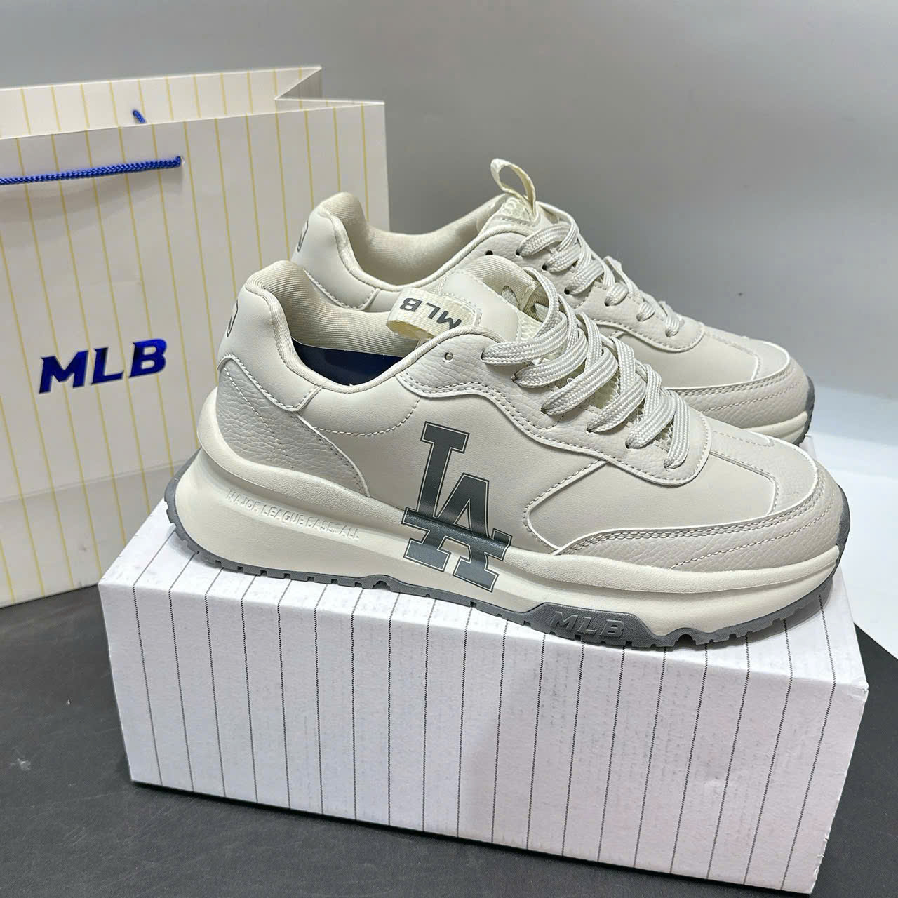 Giay Mlb Chunky Runner Basic La Dodgers Ivory 4
