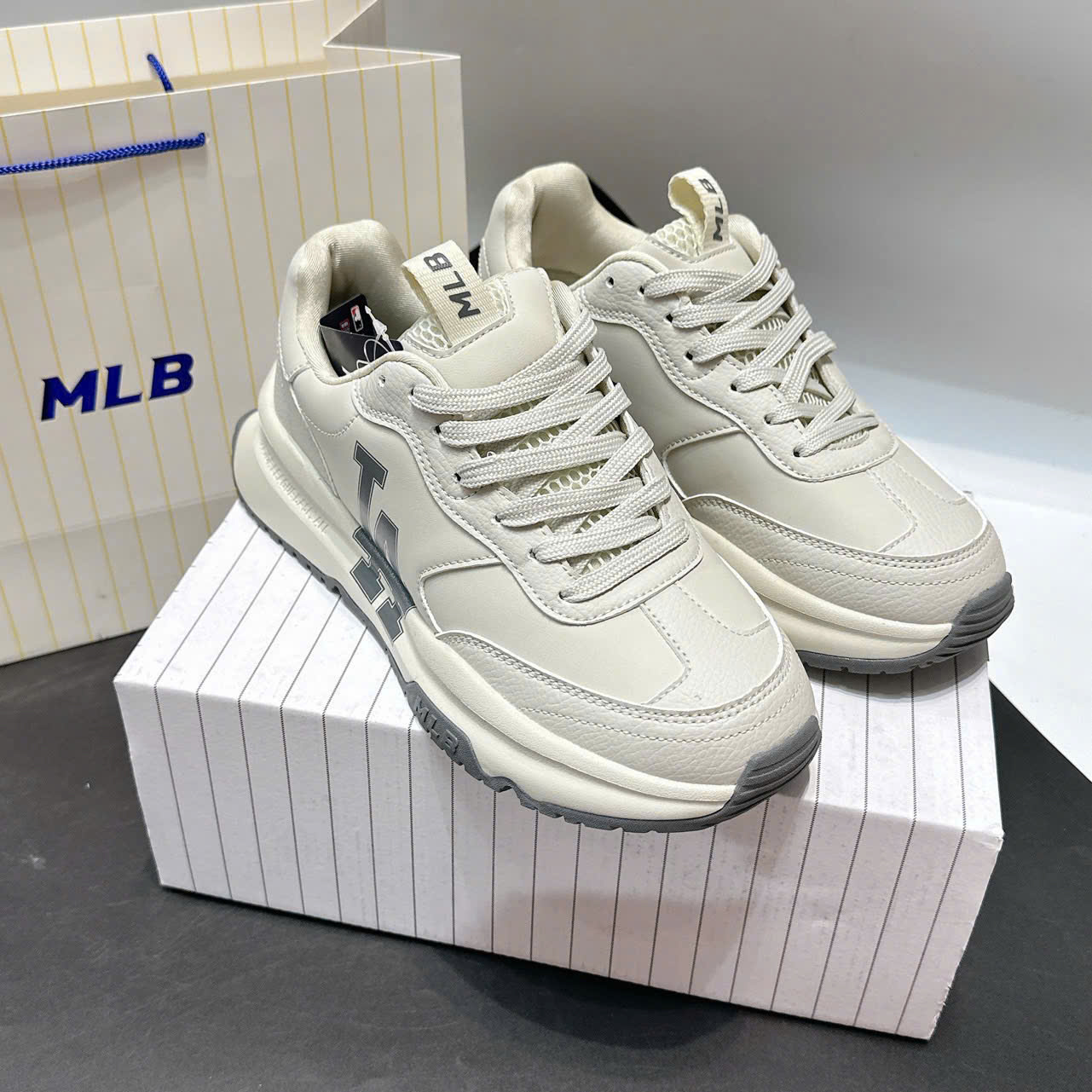 Giay Mlb Chunky Runner Basic La Dodgers Ivory 5