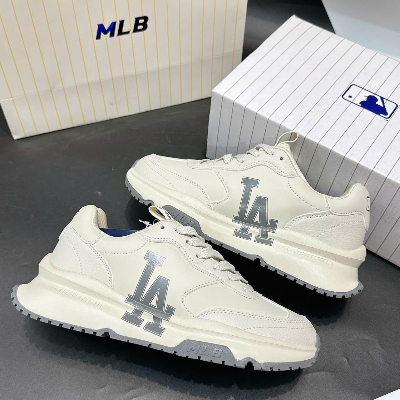 Giay Mlb Chunky Runner Basic La Dodgers Ivory 7
