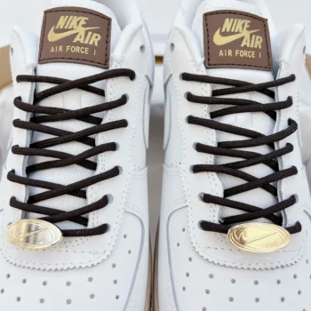 WMNS Nike Air Force 1 Low Brogue - Tem Nike trên lưỡi gà