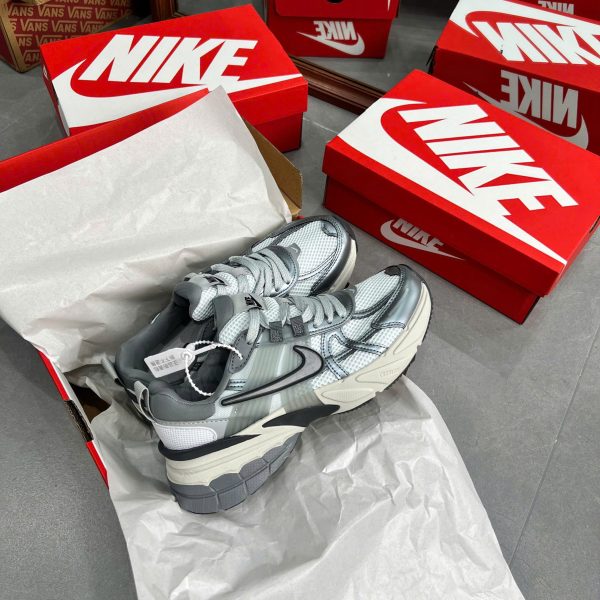 V2K Run ‘Pure Platinum Wolf Grey Best Quality Deal 7 scaled