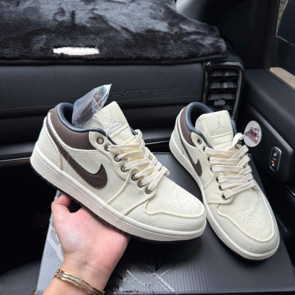 Giay Nike Air Jordan 1 Low Premium ‘Pale Ivory Baroque Brown IB8058 110 7