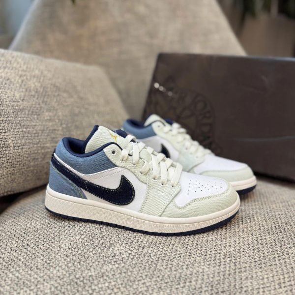 Giay Nike Air Jordan 1 Low SE ‘Light Denim Best Quality 8
